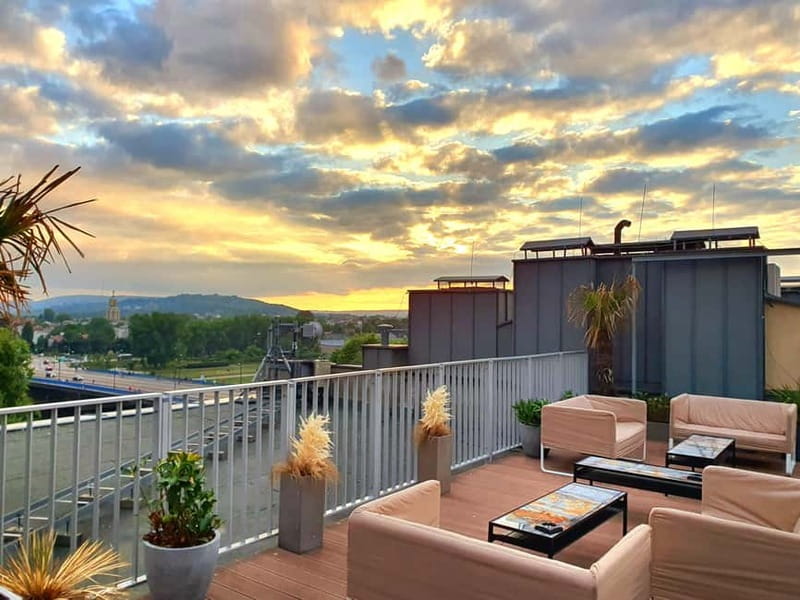 Krakow: Hidden Rooftop Bar Reservation with 1 Cocktail - SIX rooftop cocktail bar: what you’re actually buying