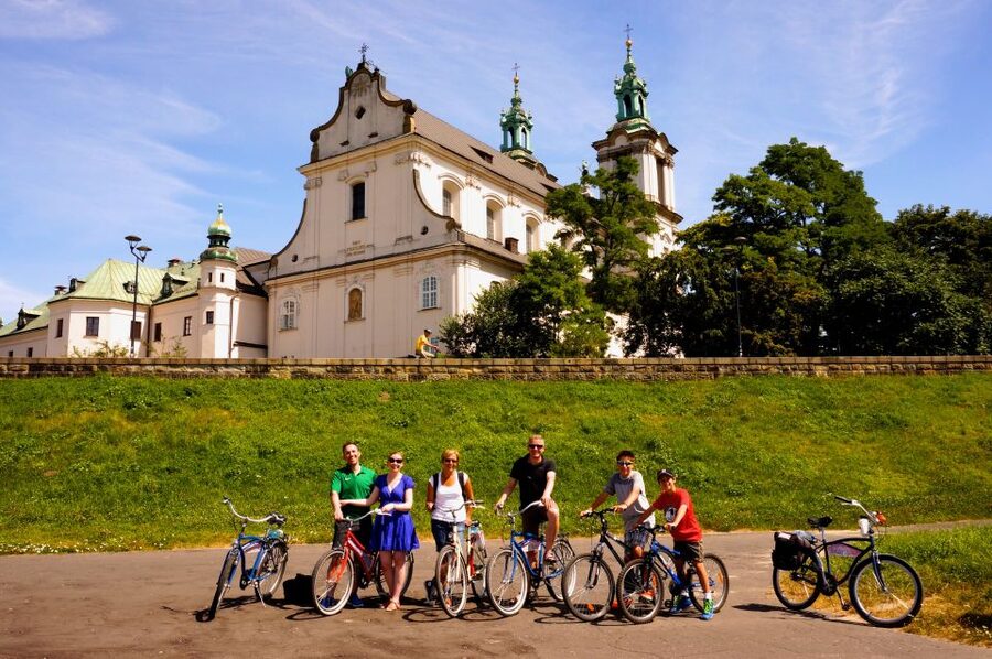 Krakow: Highlights of Krakow Bike Tour - Small Group - Where the tour starts (and how to find it quickly)