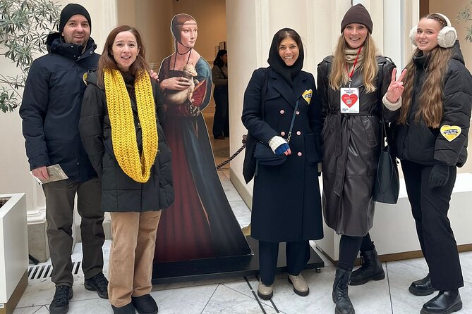 Krakow Highlights Tour: Local Tips, Food Spots & Must-See Places - Meeting at Jan Matejko Square and getting oriented fast