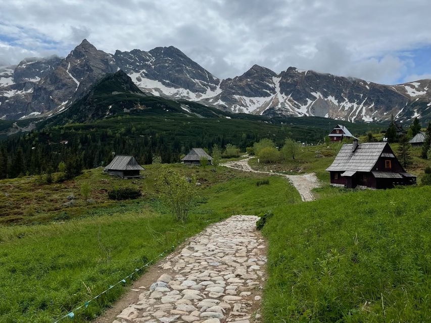 Krakow: Hiking Adventure in Tatra Mountains & Thermal Baths - The “how” matters: pickup, guides, and staying on track
