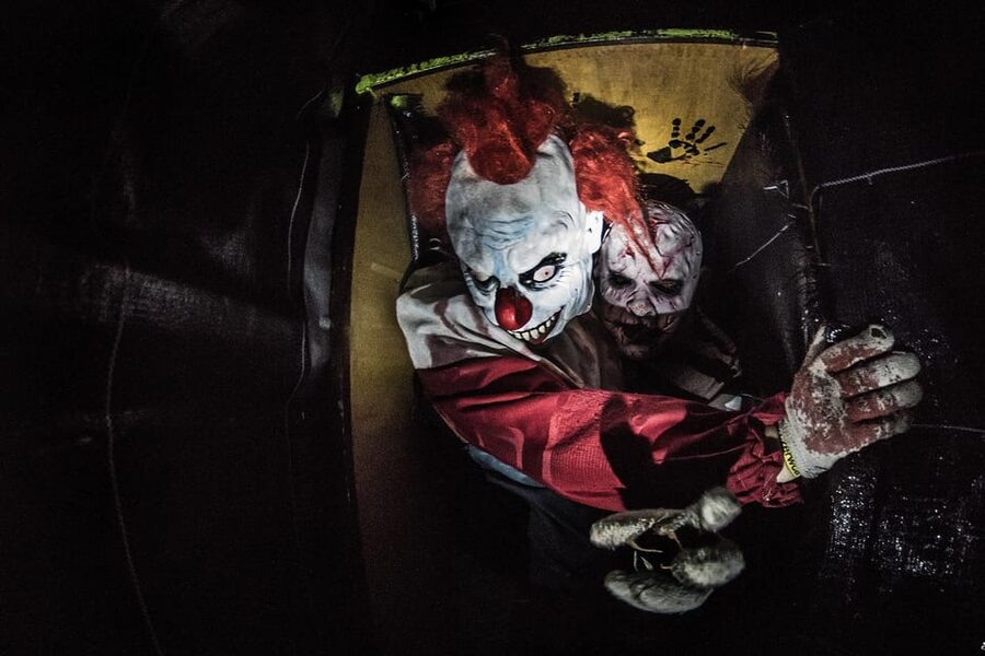 Krakow: Horror House with Actors (Choose Your Fear Level) - Live actors and special effects: where the adrenaline comes from