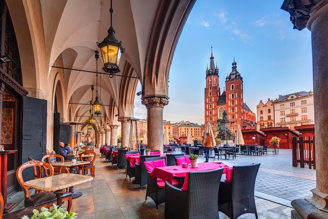 Krakow in a Day: City Tour by Electric Car - The Old Town loop: what you actually see from the car