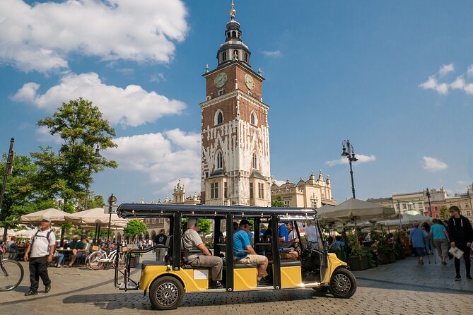 Krakow in One Day: City Tour by Electric Car - Kazimierz: A District That Changes the Atmosphere
