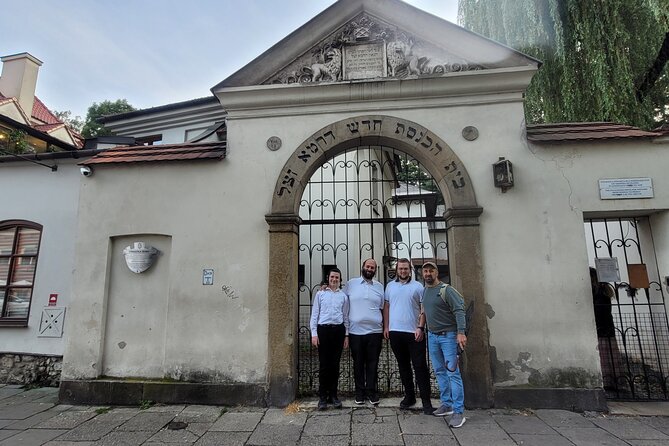 Krakow Jewish District and Ghetto Guided Tour in a Small Group - Starting at Szeroka 6: Where the Tour Gets Its Legs Under It