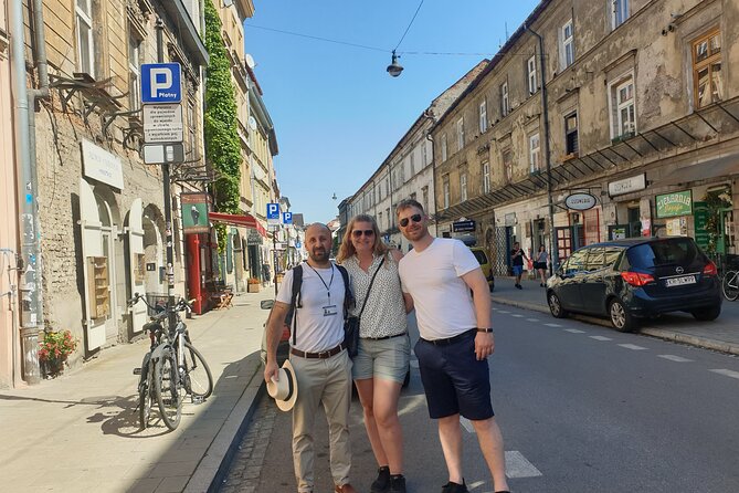 Krakow Jewish District Private Tour. Kazimierz and Jewish Ghetto - Getting ready: footwear, meeting points, and keeping the pace comfortable