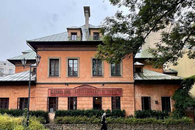 Krakow Jewish Ghetto and Quarter Audio Guided Walking Tour - Father Bernatek’s Bridge Over the Wisła River: Crossing With Meaning