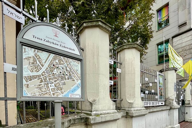 Krakow Jewish Ghetto and Quarter Audio Guided Walking Tour - Plac Wolnica: A Square With Layers