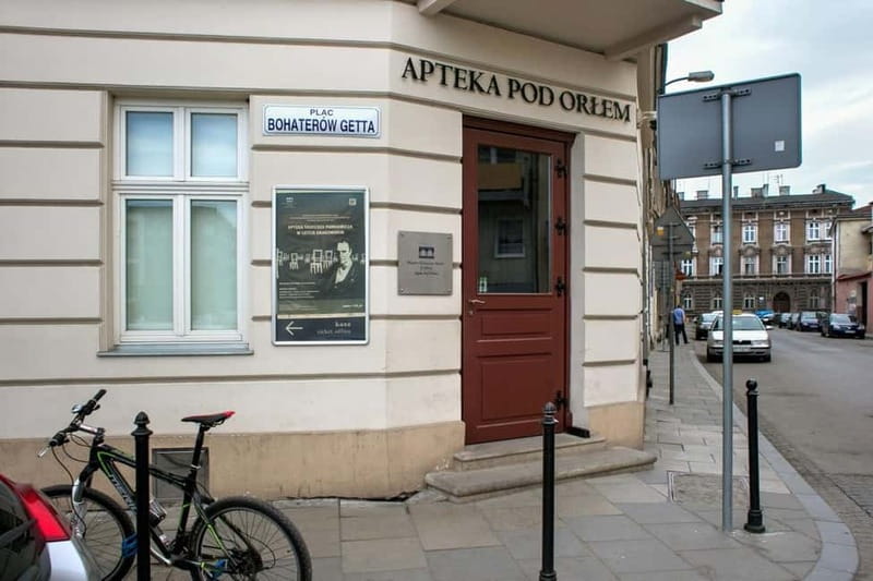 Krakow: Jewish Ghetto Guided Tour - Ghetto Heroes Square and the Chair Memorial: The Stop That Stays With You