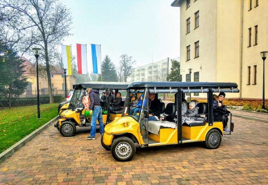 Krakow: Jewish Quarter and Ghetto Sightseeing Golf Cart Tour - What 90 Minutes Really Buys You