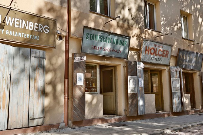 Krakow Jewish Quarter Guided Walking Tour - Why Kazimierz works best with a guide