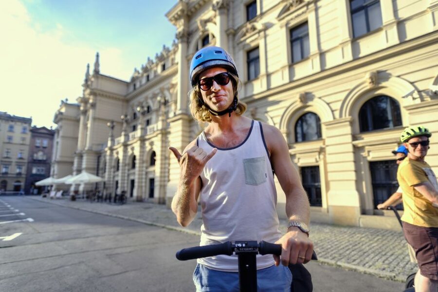 Krakow: Jewish Quarter Segway Tour - Szeroka Street and the Vistula Finish: Where the City Looks Best