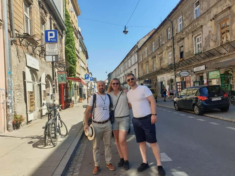 Krakow Jewish Quarter Tour, Kazimierz and Ghetto - Ghetto Heroes Square and Eagle Pharmacy: the ending stops that linger