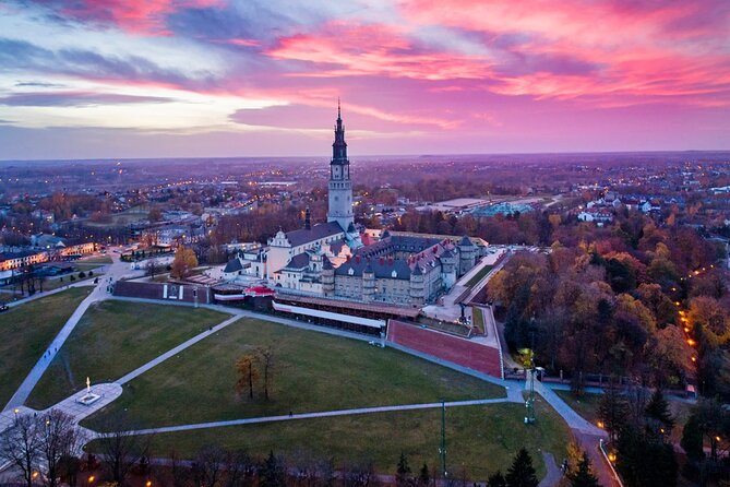 Krakow: John Paul II Home & Black Madonna Sanctuary - Guided Tour - Highlights that make this day trip work