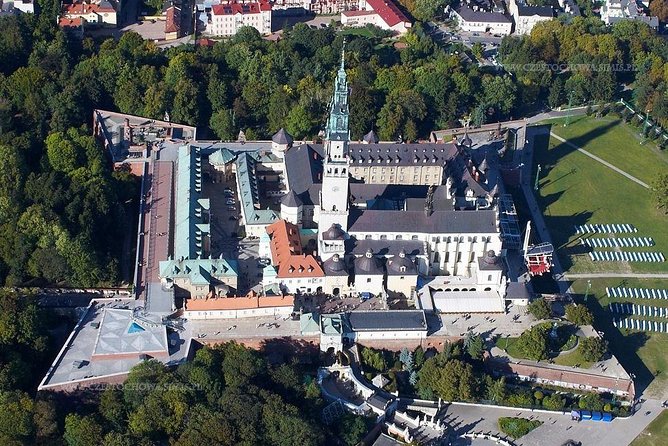 Krakow: John Paul II Home & Black Madonna Sanctuary - Guided Tour - Tower viewpoint and timing: pacing a full day without burning out