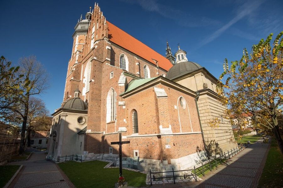 Krakow: Kazimierz Jewish Quarter Guided Walking Tour - Who should book this Kazimierz walking tour?