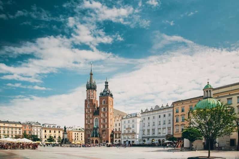 Krakow : Must-See Walking Tour With A Guide - Main Market Square and Cloth Hall: where the city’s trade still shapes the view