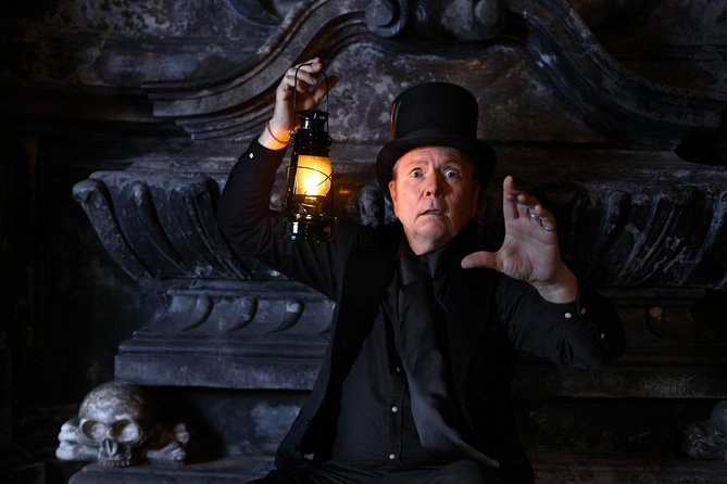 Krakow Night Tour: Ghosts, Vampires and Legends of the Old Town - Period-Costume Storytelling: The Part You’re Paying For