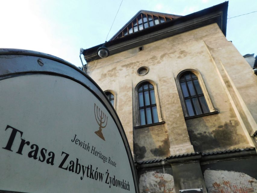 Krakow Old Town and Jewish Quarter in one guided walk - Price and logistics: what $209 per group really buys you