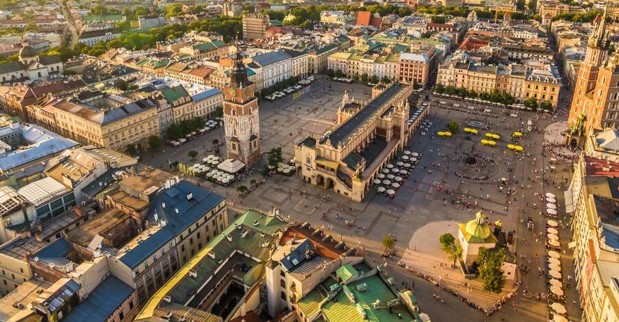 Krakow: Old Town Audio-Guided Walking Tour with Headset - How the Headset Tour Really Feels on the Ground