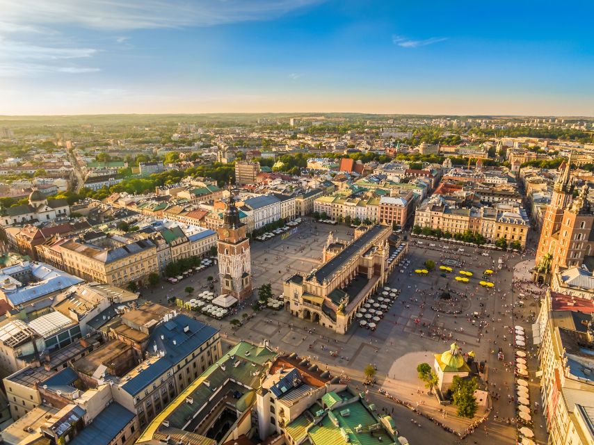 Krakow: Old Town Audio-Guided Walking Tour with Headset - Grodzka Street and St. Peter and Paul: The Baroque Opening Scene