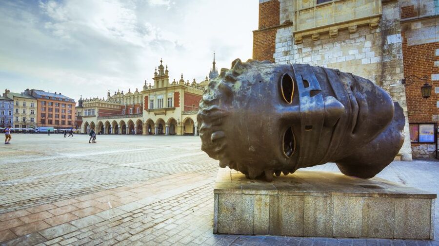 Krakow: Old Town Audio-Guided Walking Tour with Headset - Starting at Bracka 15: Set Yourself Up for an Easy Walk