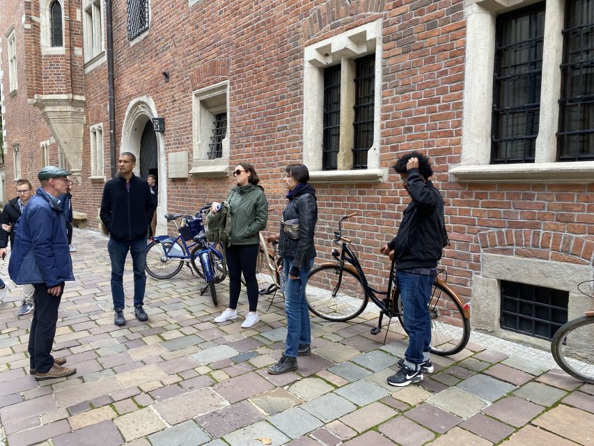 Krakow: Old Town Bike Tour with a Guide - Key things you’ll notice on this Old Town bike tour