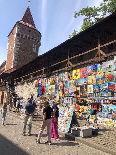 Krakow: Old Town & Jewish Quarter Food Tour with 10 Tastings - 100-Year-Old Meals and the Milk Bar Stop for Pierogi