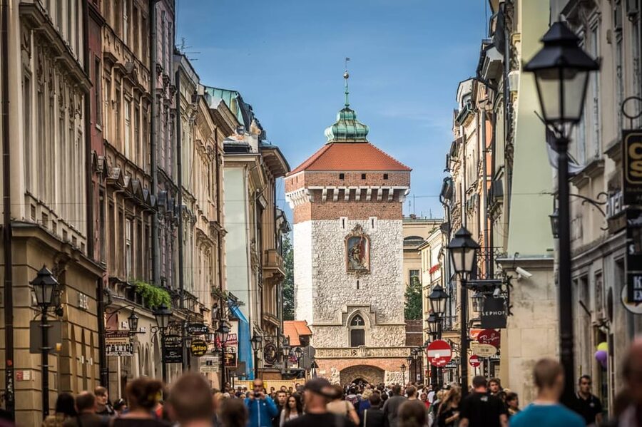 Krakow: Old Town "Royal Route" Walking Tour - Price and value: $53 for highlights you’d otherwise piece together