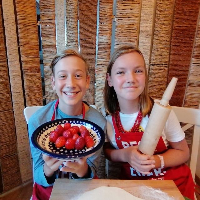 Krakow: Pierogi Home Cooking Class - Farmers market time: fresh produce, gentle haggling, and real phrases
