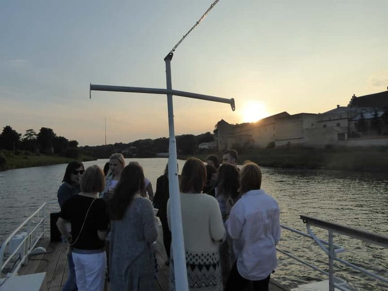 Krakow: Private Evening Boat Tour - Boat comfort and weather reality: what rain or cold means for you