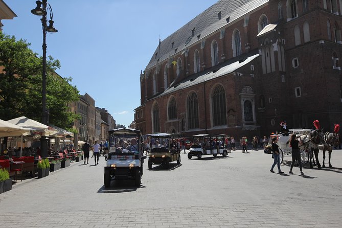Krakow: Private Guided City Tour by Electric Car - Electric-car touring: the smart way to get oriented fast