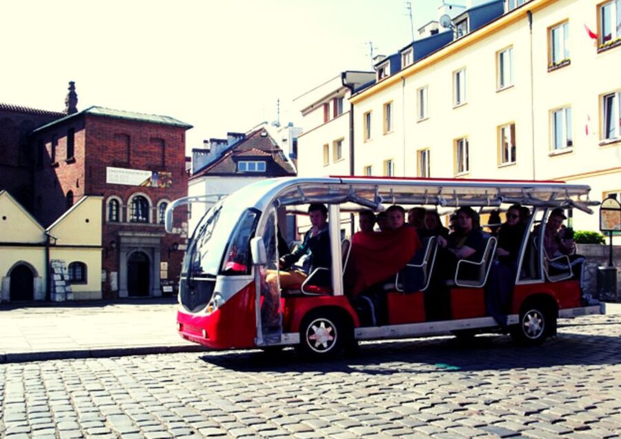 Krakow: Private Panoramic Tour by Golf Cart with Audio Guide - Remuh Synagogue and its ancient cemetery: pause and look longer than you planned