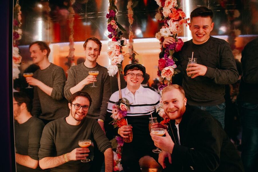 Krakow: Pub, Bar & Club Crawl - VIP entry and welcome shots: how the crawl keeps the pace moving