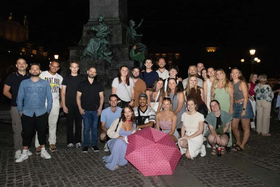 Krakow: Pub Crawl 1H Open Bar, VIP Entry & Welcome Shots - Key things I’d circle before you book