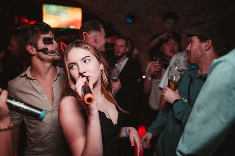 Krakow: Pub Crawl with 1 Hour of Unlimited Alcoholic Drinks - Who should book this (and who should skip it)