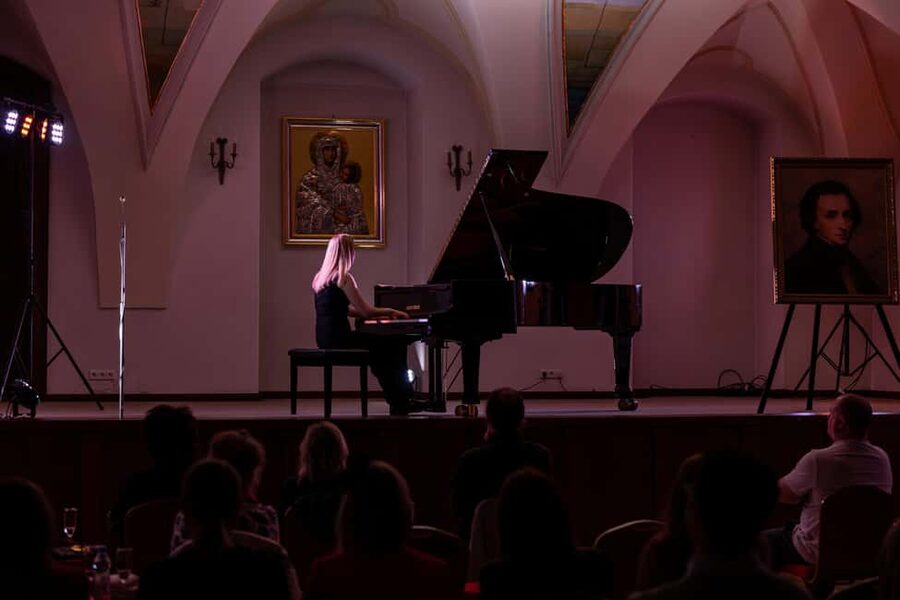 Kraków: Romantic Candlelight Chopin Piano Concert - A candlelit Chopin recital inside Kraków’s St. Bernardine of Siena church