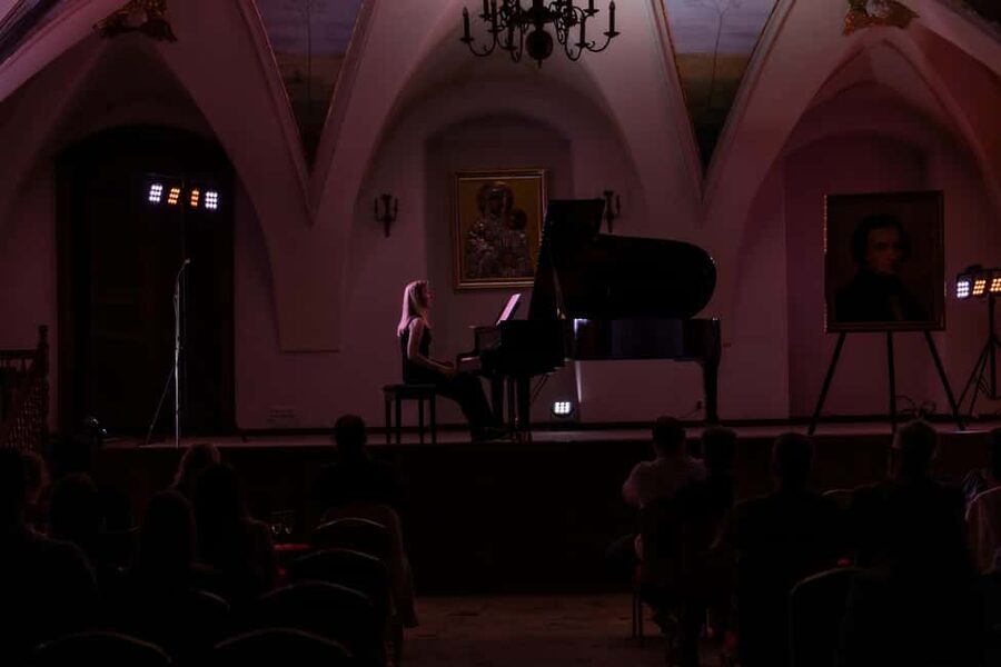 Kraków: Romantic Candlelight Chopin Piano Concert - Price and value: what $44 buys in Kraków for an hour of live piano
