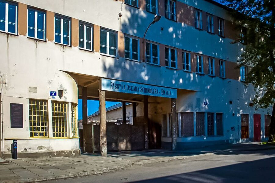Krakow: Schindler’s Factory Guided Tour with Ticket - Meeting the Guide and Getting Started Smoothly