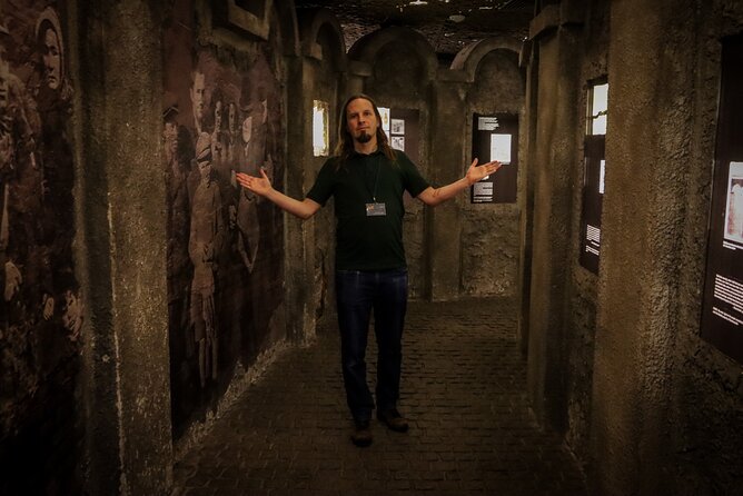 Krakow Schindler's Factory Museum Guided Tour in English - Pacing and Standing Time: How to Make 90 Minutes Feel Like More