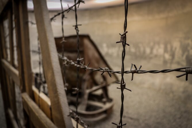 Krakow Schindler's Factory Museum Guided Tour in English - The Main Stop: Oskar Schindler’s Enamel Factory and Its 90-Minute Story Arc