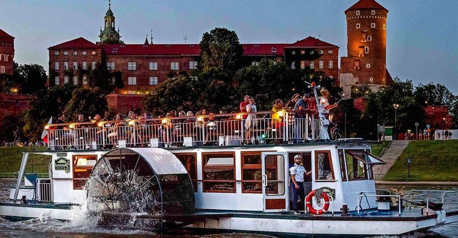 Krakow: Sightseeing Cruise by Vistula River - Why This Vistula Cruise Feels Smarter Than Another Walking Tour