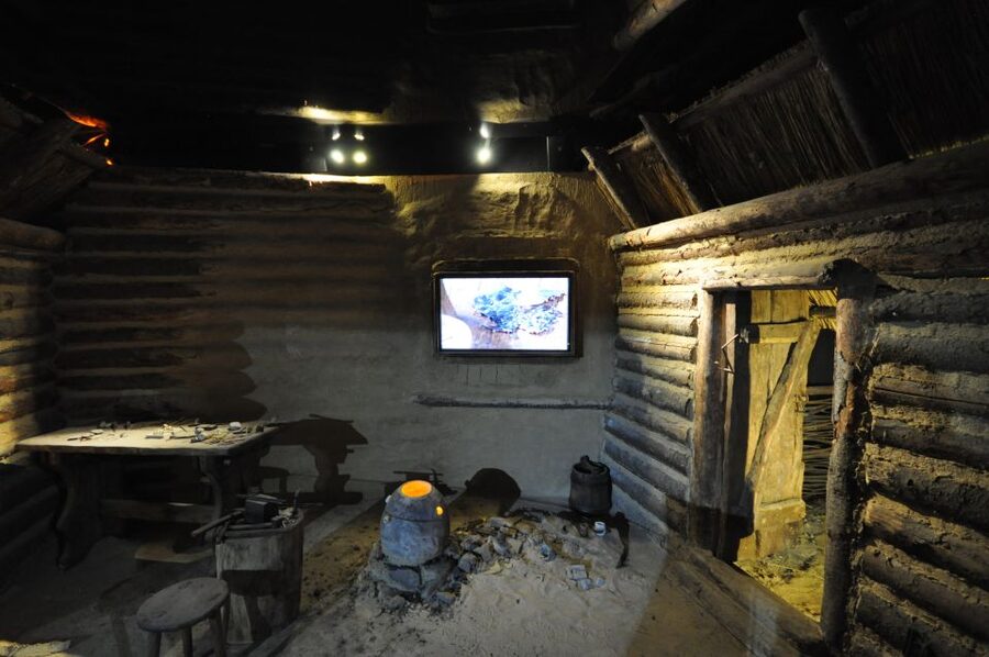 Krakow: Skip the Line Underground Museum and Old Town - Small Group Pace: Better Questions, Less Squeezing