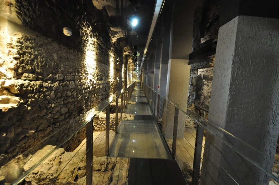 Krakow: Skip the Line Underground Museum and Old Town - Skip-the-Line Tickets: Why the Timing Really Feels Better