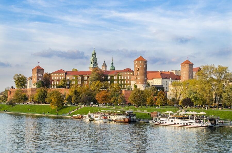 Krakow: Skip-the-Line Wawel Castle and Hill Guided Tour - Skip-the-line entry at Wawel Castle State Rooms (and why it matters)