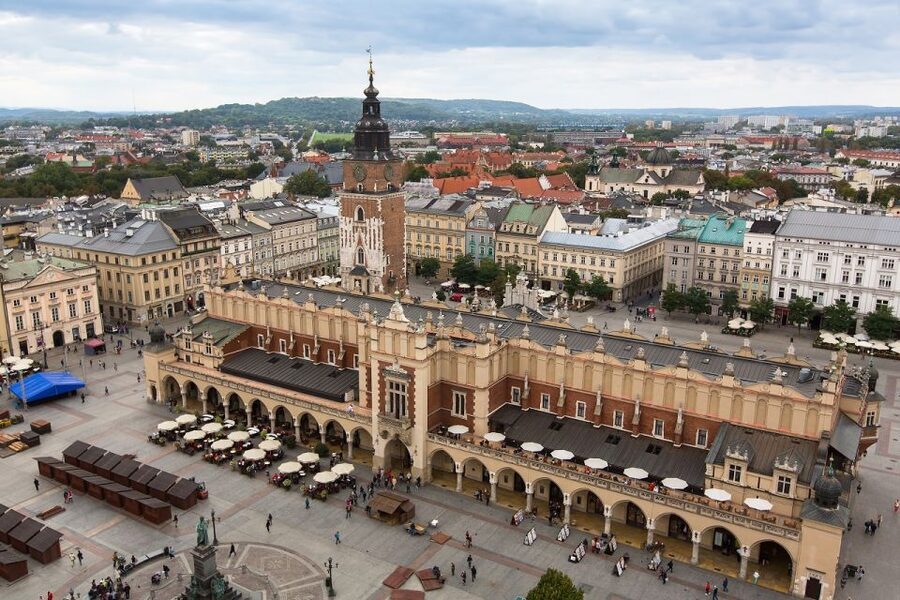 Kraków: Street Food and Historical Adventure - Obwarzanek and Zapiekanka: Kraków Street Food You Can Name Fast