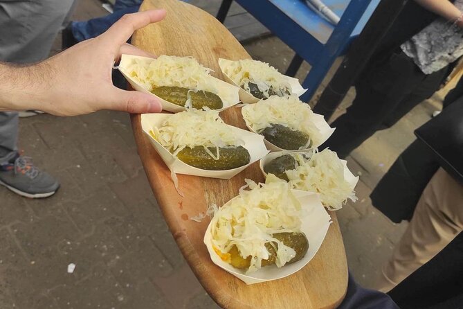 Krakow: Street Food Tasting Walking Tour - Rynek Główny Start: Where this Kraków Walk Gets Its Footing