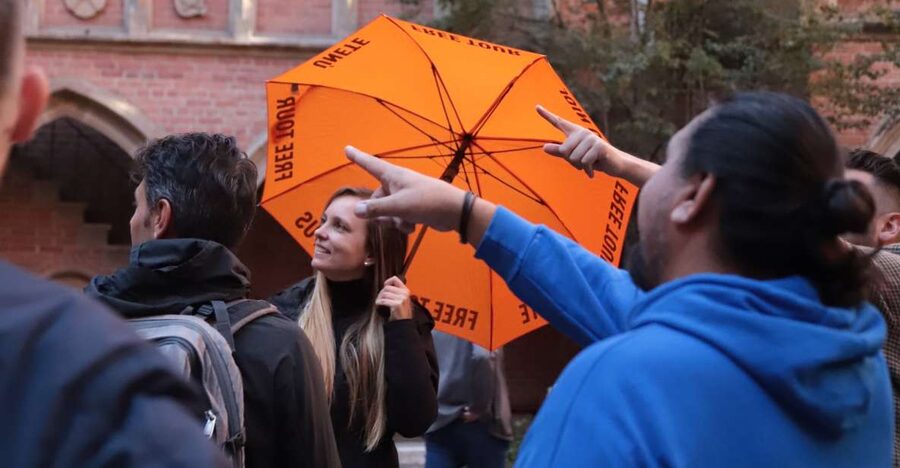 Krakow: The Old Town Walking Tour - Should I book this Krakow Old Town Walking Tour?