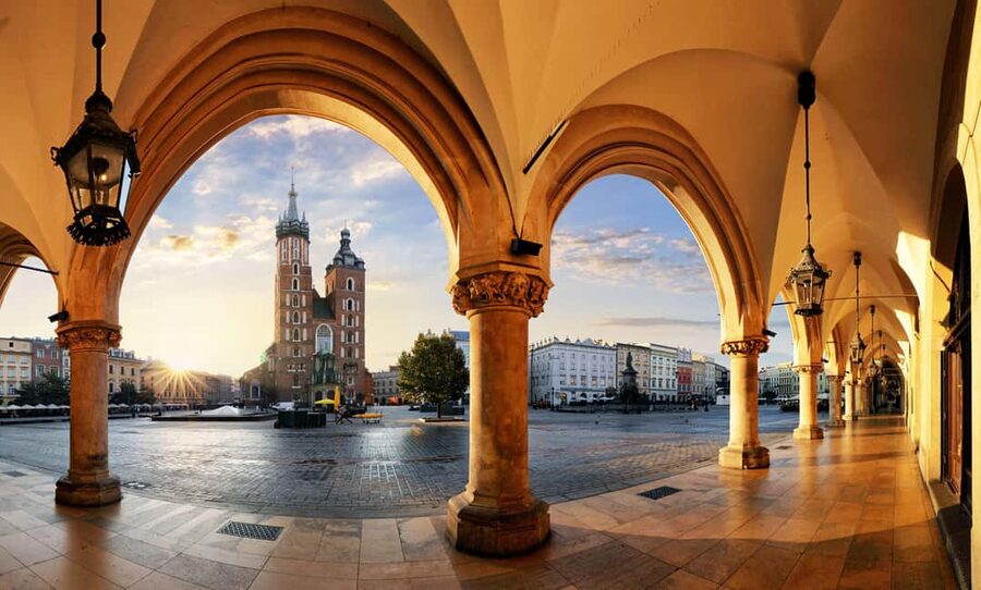 Krakow: The Underground Market Museum Guided Tour - Where this tour fits in your Krakow plans