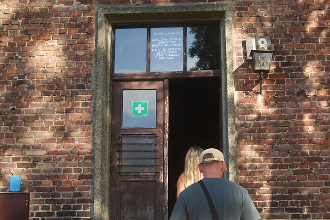 Krakow to Auschwitz Birkenau and Salt Mine 1 Day Tour - Lunch, breaks, and that long-day stamina test