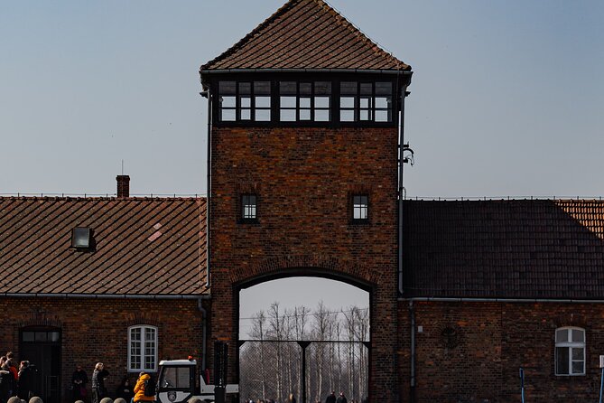 Krakow to Auschwitz Birkenau Guided Tour with Private Transfer - How the 7–8 Hour Day Works from Krakow